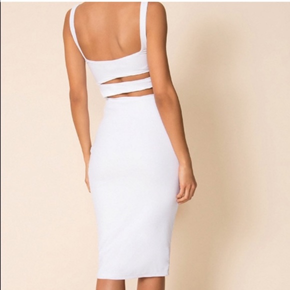 White superdown cut out dress - Picture 2 of 3